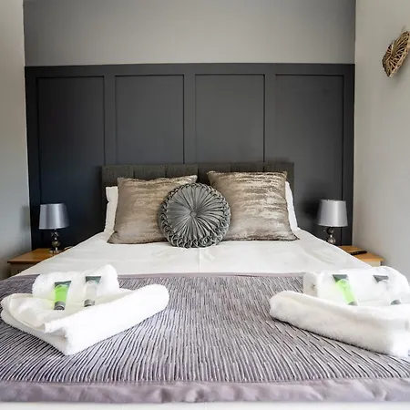 Woodhouse Hotel Fully Refurbished Quiet Family Hotel No Stag Or Hens All Will Be Refused On Checkin-3