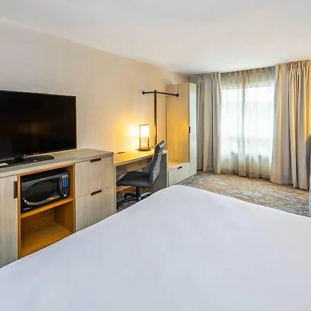 Comfort Inn Amherst-3