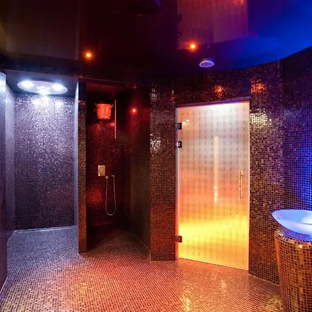 Hotel&Spa Le Grand Monarque, BW Premier Collection-2