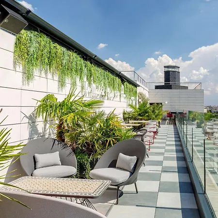 Radisson Red Madrid-3