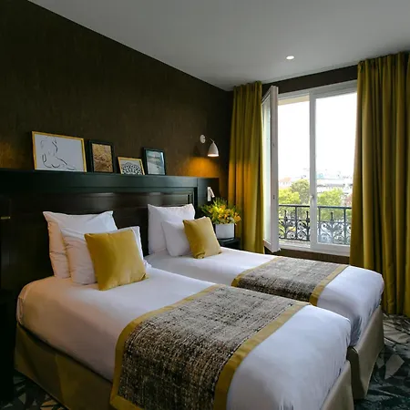 Hotel de Neuville Arc de Triomphe-2