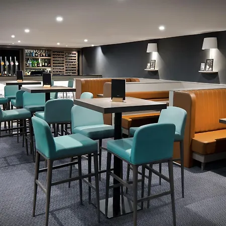 Leonardo Royal Hotel Oxford-2