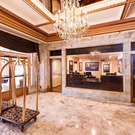 Gaslamp Plaza Suites-2
