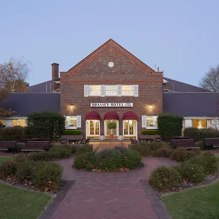 Brassey Hotel-3