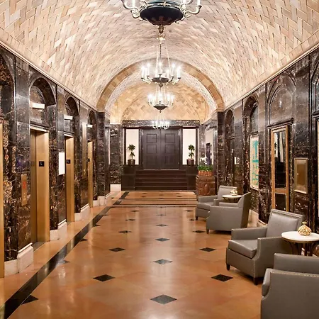 Hilton New Orleans / St. Charles Avenue-2