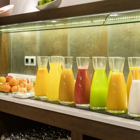 Ilunion Suites Madrid-2