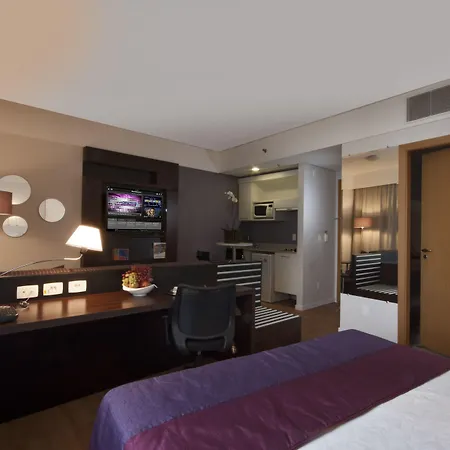 Comfort Suites Alphaville-3