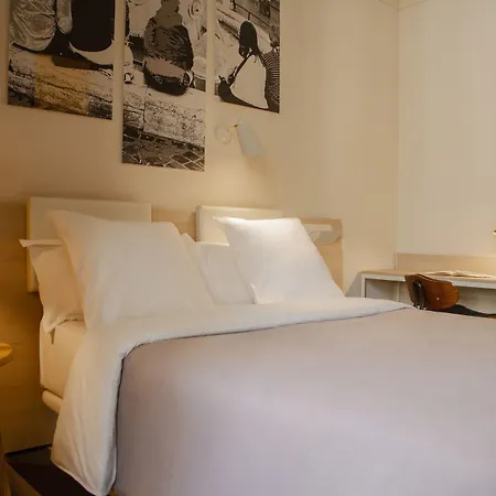 room Select Via Veneto-2