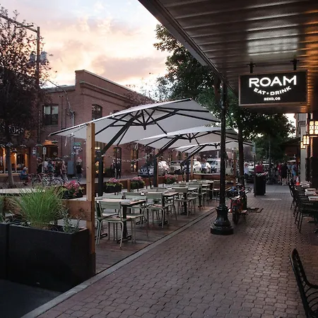 Oxford Hotel Bend-3