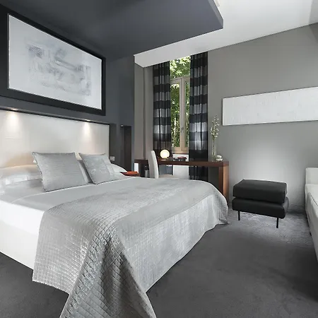 Hotel Metropolis-2