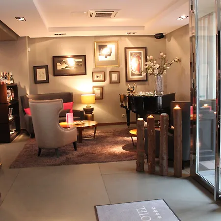 Logis Hotel Villa C Hotel-2