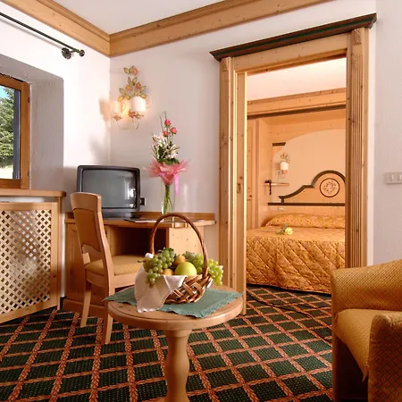 TH San Pellegrino - Monzoni Hotel-3