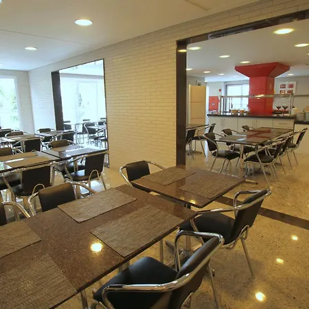 Hotel Confiance Batel-3