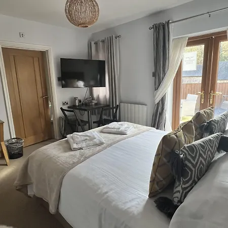 The Gower Hotel-2