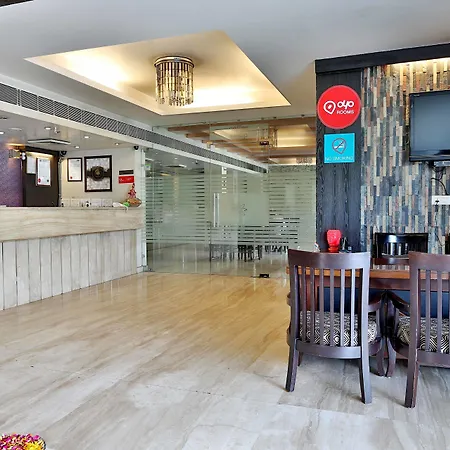 Treebo Premium Relax Inn Patel Nagar-3