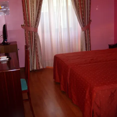 Hostal Centro Sol Madrid-3