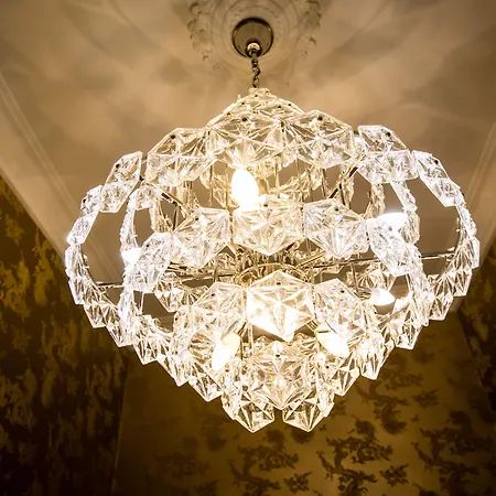 Minerva Relais-3