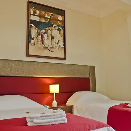 Larq'A Park Rooms-3