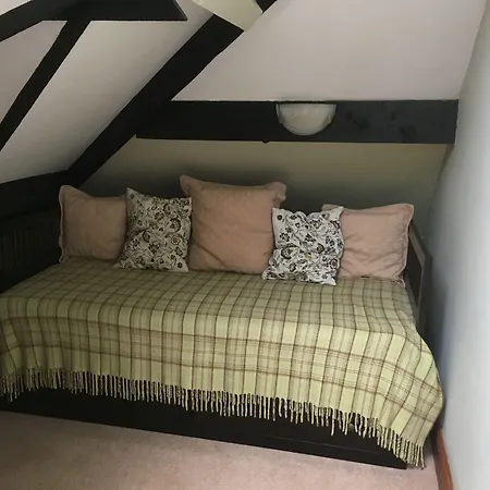 Ivythwaite Lodge Guest House-3