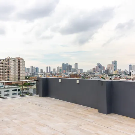 Ramada Encore By Wyndham Makati-2