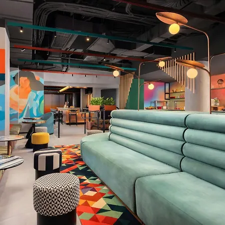 Aloft By Marriott Madrid Gran Via-2