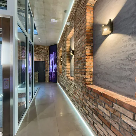 Aparthotel New Lux-2