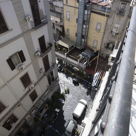 Giuly Suites & Rooms-2