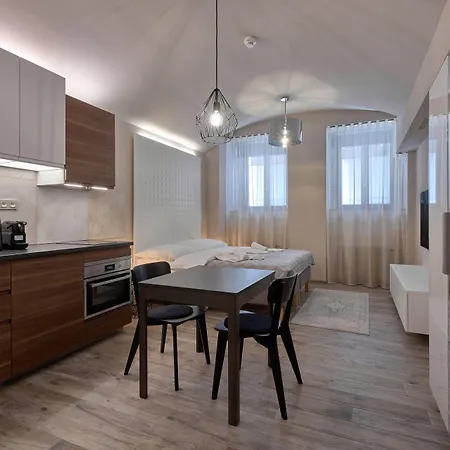 Aparthotel Rimska 14-3