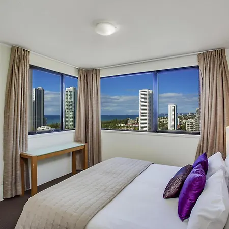 Mantra Broadbeach On The Park-3