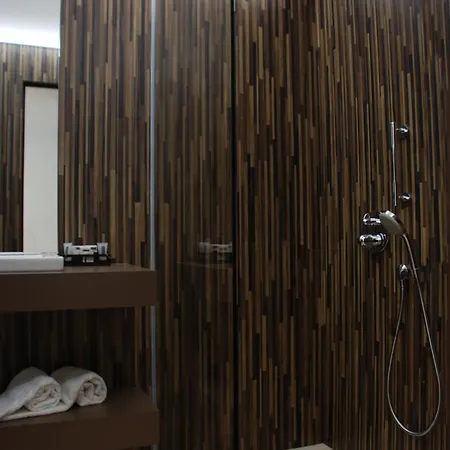 Flanders Hotel-2