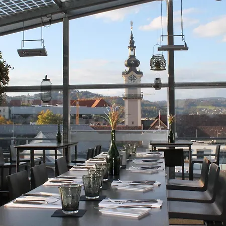 Hotel Schwarzer Baer-3