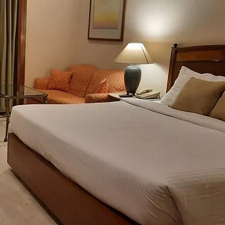 Hotel The Hans - Connaught Place, New Delhi-3