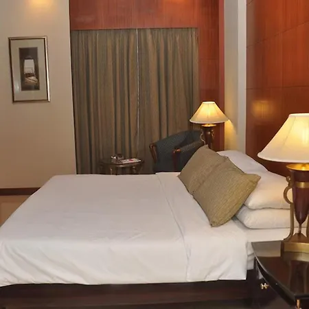 Hotel The Hans - Connaught Place, New Delhi-2