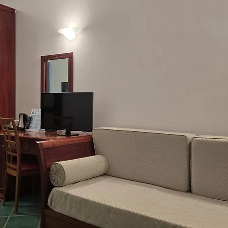 Hotel Pisacane-3