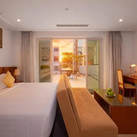 White Lotus Hotel Saigon-3