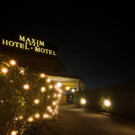 Hotel Maxim-2