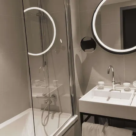 Mercure Paris 17 Batignolles-3
