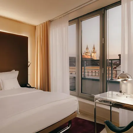 Hotel Josef-3