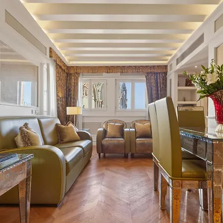 Canaletto Luxury Suites - San Marco Luxury-3