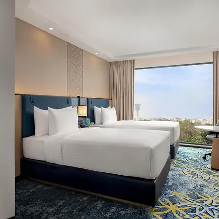 Hilton Garden Inn Mumbai International Airport-2