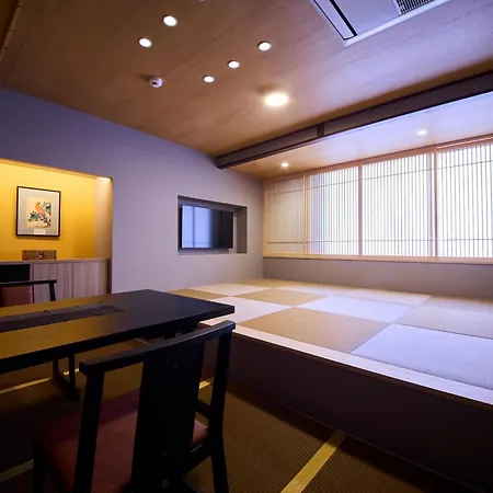 Gion Shinmonso-2