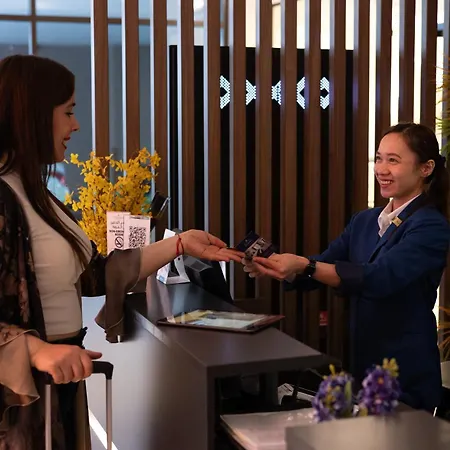 Grand Kingsgate Jaddaf Waterfront Hotel By Millennium-3