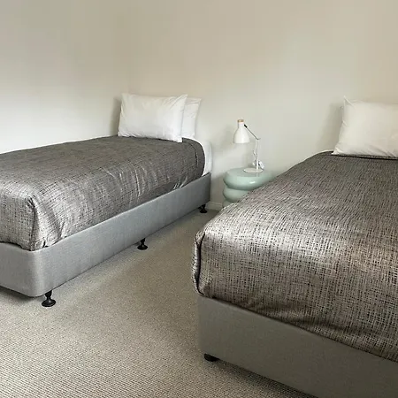 Bella Mare Coolangatta Beachside Apartments-2