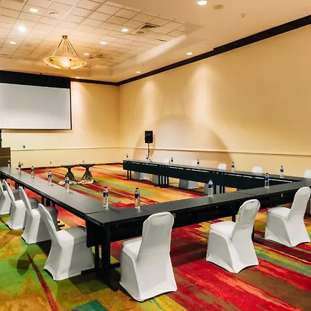 Holiday Inn San Salvador By Ihg-3