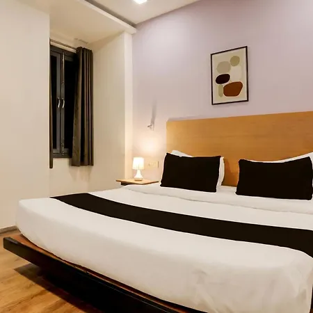 Townhouse Rohini Sector 24-2