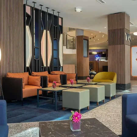 Mercure Hotel Berlin Tempelhof-3