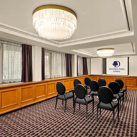 Doubletree By Hilton Luxembourg-2