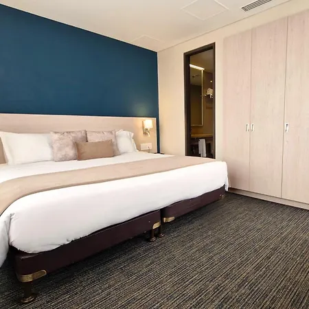 Liv Zona G Hotel By Sarasti-3