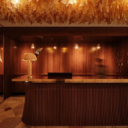 Hotel Aurora-2