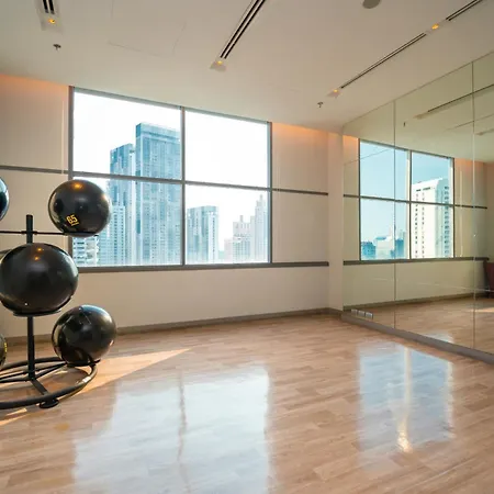 Hyatt Place Bangkok Sukhumvit 24-3